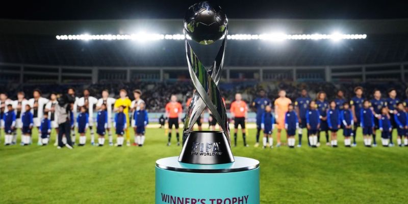 Khởi nguồn và các kỳ vòng loại giải vô địch bóng đá thế giới đầu tiên